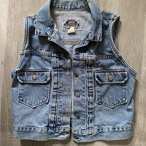 Levi's Denim Vest - Picture 1 of 7
